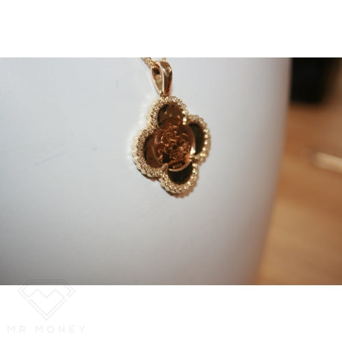 9Ct Gold Diamond Half Sovereign Clover Pendant Charms & Pendants
