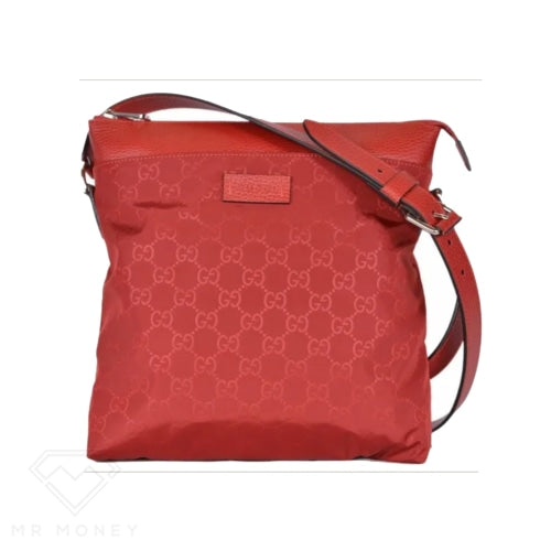 Gucci red messenger discount bag