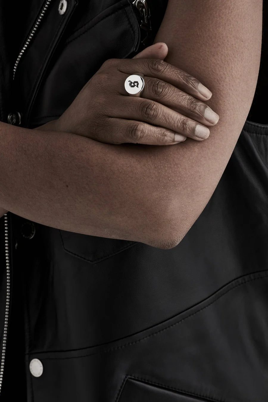 STOLEN GIRLFRIENDS CLUB |Old Town Sovereign Ring - T