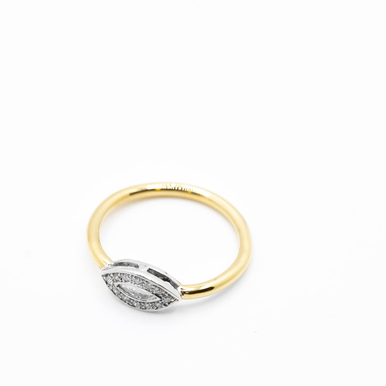 9ct Modern Gold Ring With Diamonds