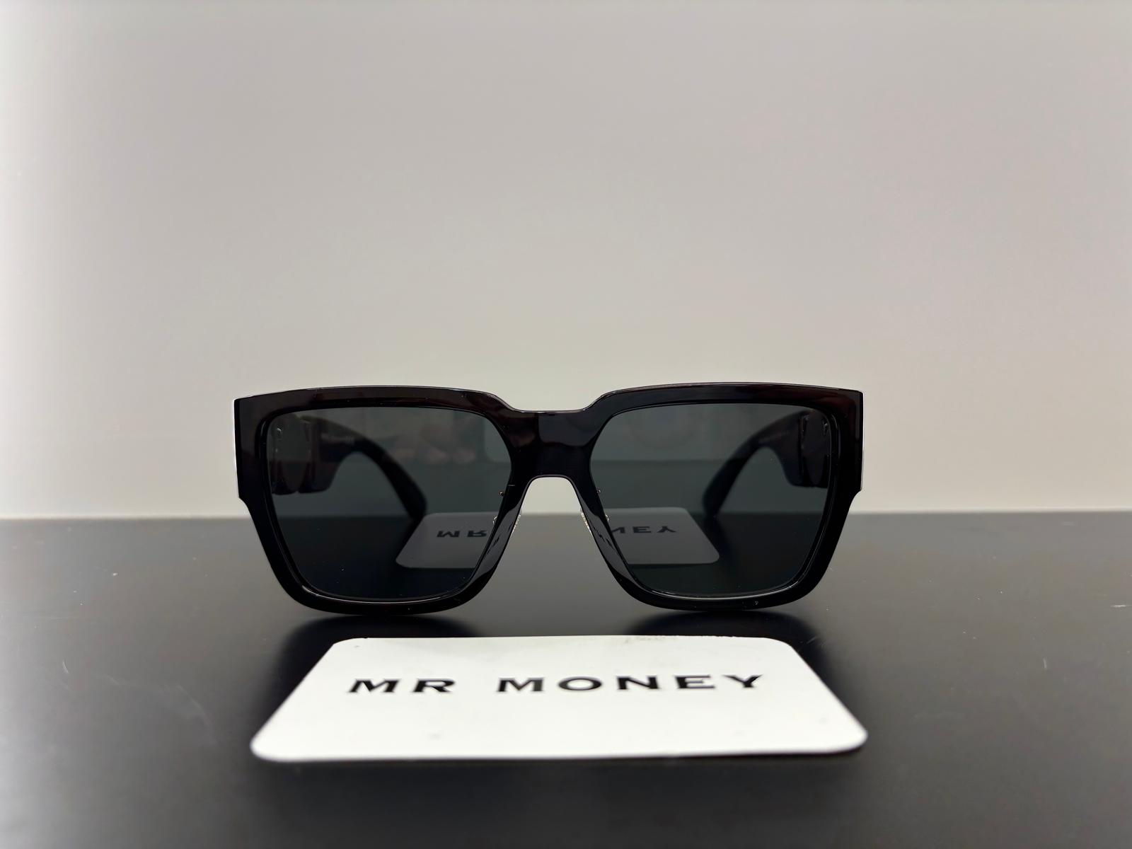 Versace GQ Smooth Gold Sunglasses