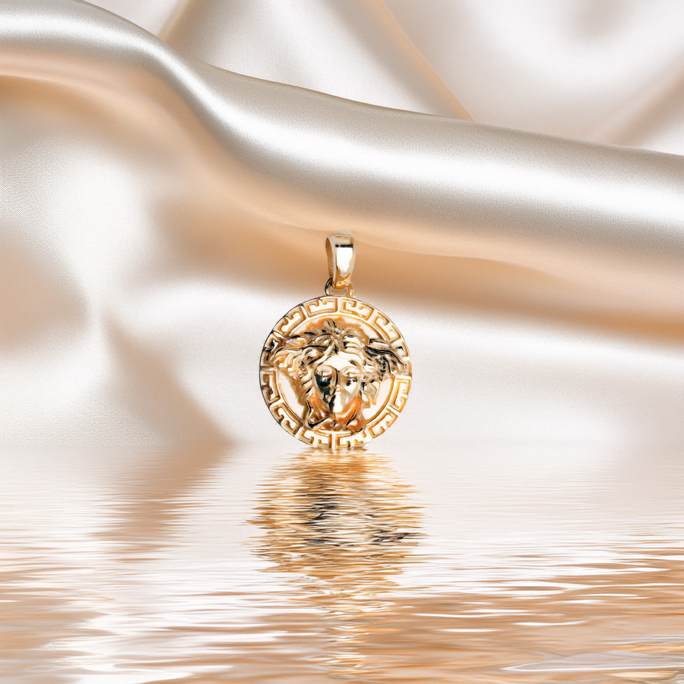 9ct Gold Medusa Pendant