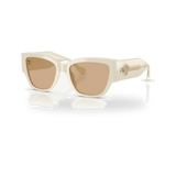 White talc / Light yellow