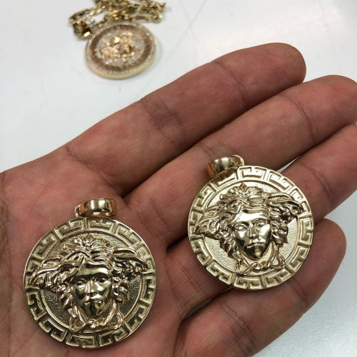 9Ct Gold Large Medusa Pendant Pendant