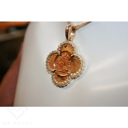 9Ct Gold Diamond Half Sovereign Clover Pendant Charms & Pendants