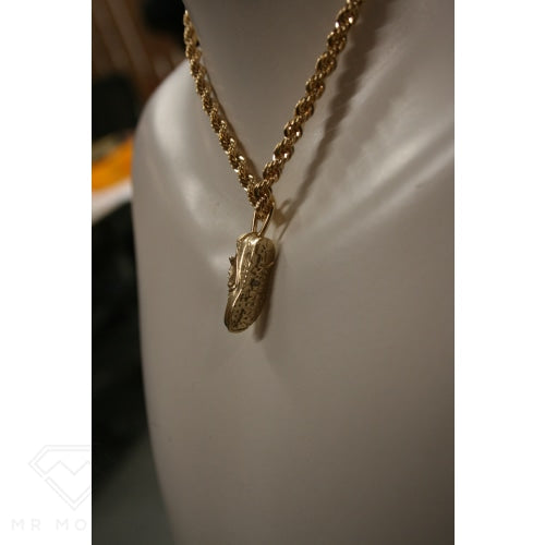 Nike air store max necklace