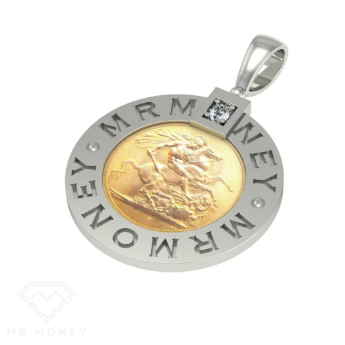 Full Sovereing Diamond Pendant Pendant