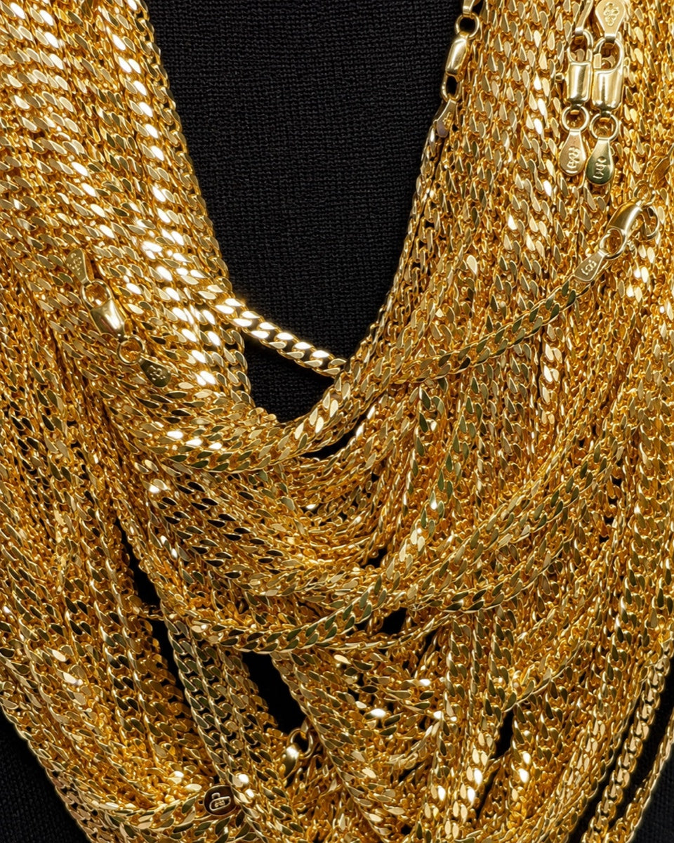 Restocked gold chains at Mr Money